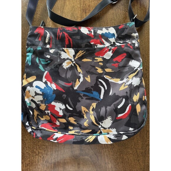 Vera Bradley Splash Floral Pattern Triple Zip Hipster 12x12x2 - Picture 4 of 5